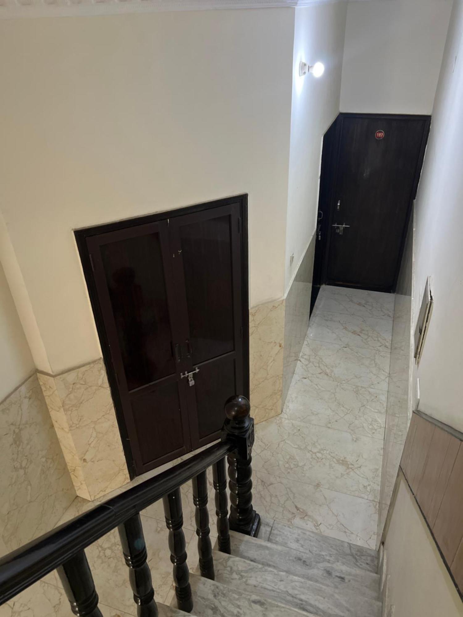 Raja Guest House -- Jalandhar Railway Station -- For Family, Couples, Travellers Ngoại thất bức ảnh