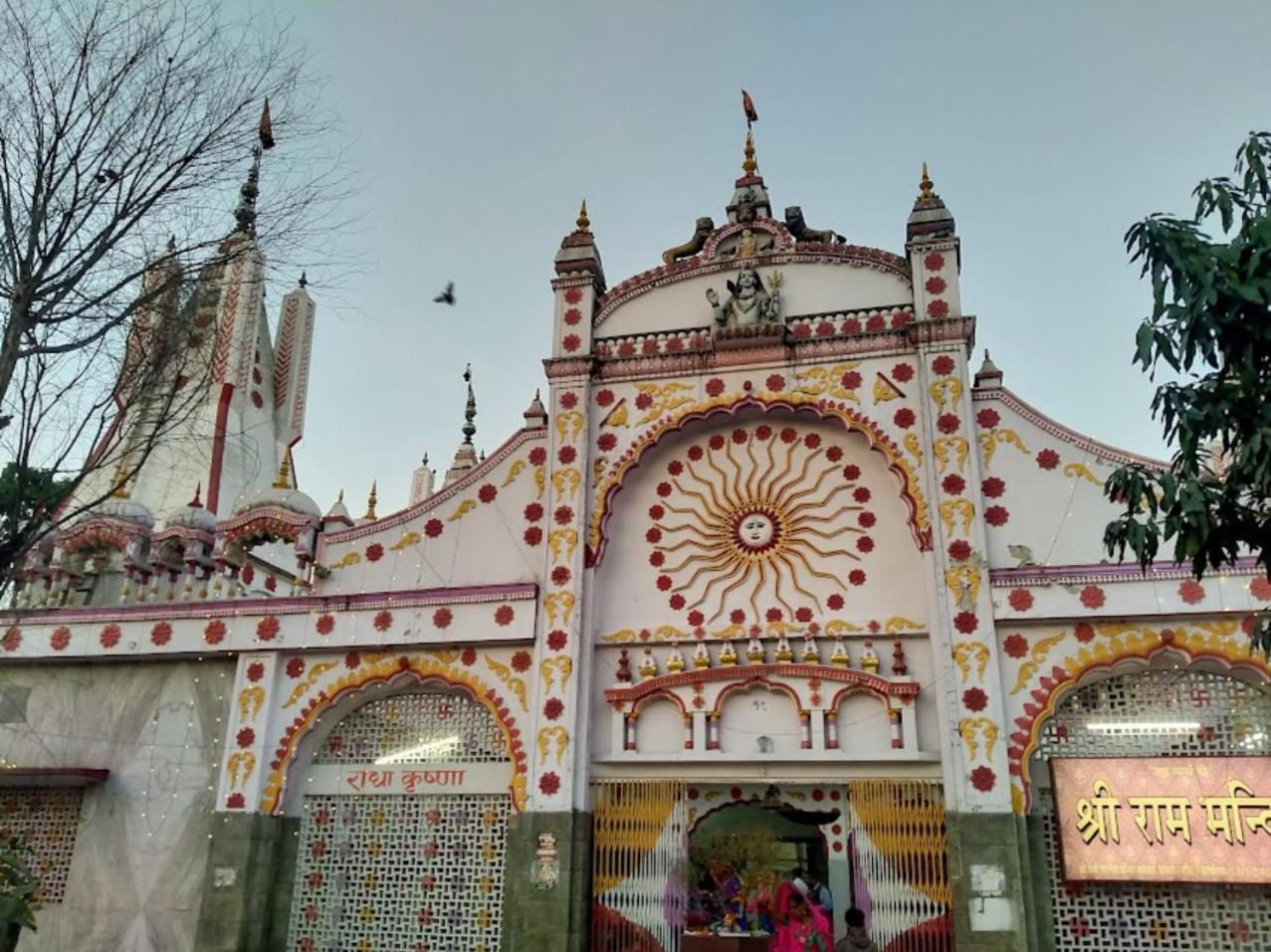 Raja Guest House -- Jalandhar Railway Station -- For Family, Couples, Travellers Ngoại thất bức ảnh